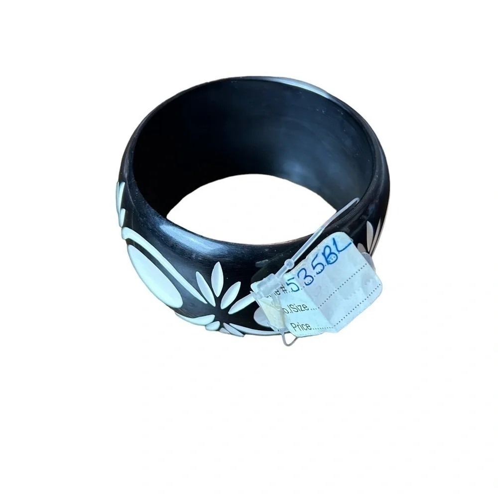 Shine Collection Delhi India w/Traditional Design Carved Resin Bangle Bracelet